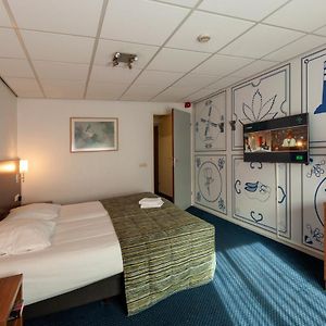 Superior Zimmer mit Kingsize-Bett